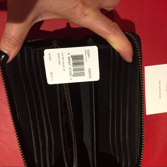 Brand new Coach wallet - Picture 11 of 13